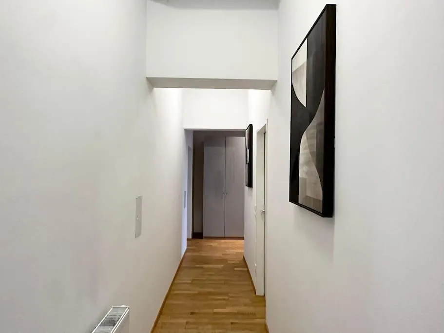Beautiful Apartment Top Location Vienna Austria